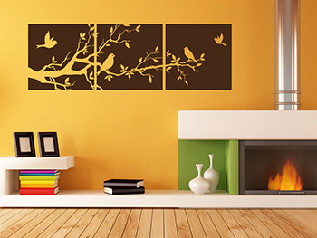 Wandtattoo XL in drei Teilen auf gelber Wand
