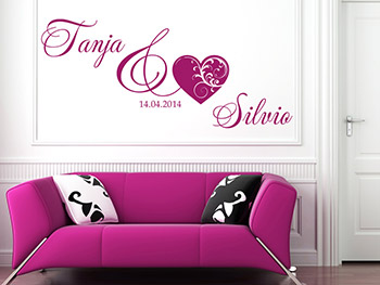 Stylisches Wandtattoo Wunschnamen mit Herz in pink