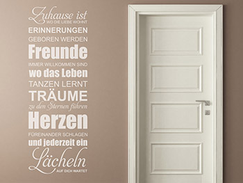 Wandtattoo Zuhause ist, wo ein Lcheln auf dich wartet.. auf brauner Wand