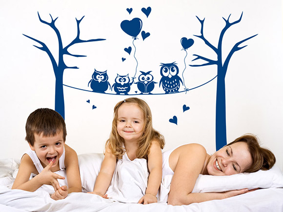 Wandtattoo Eulen-Familie auf Leine