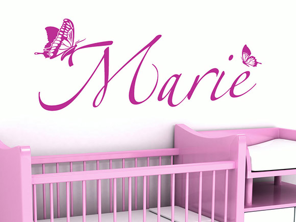 Wandtattoo Kindername mit Schmetterlingen